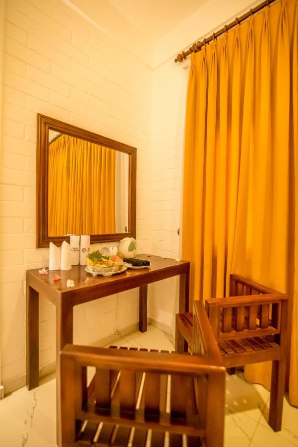 Mahanuge Hotel פולונרואה מראה חיצוני תמונה