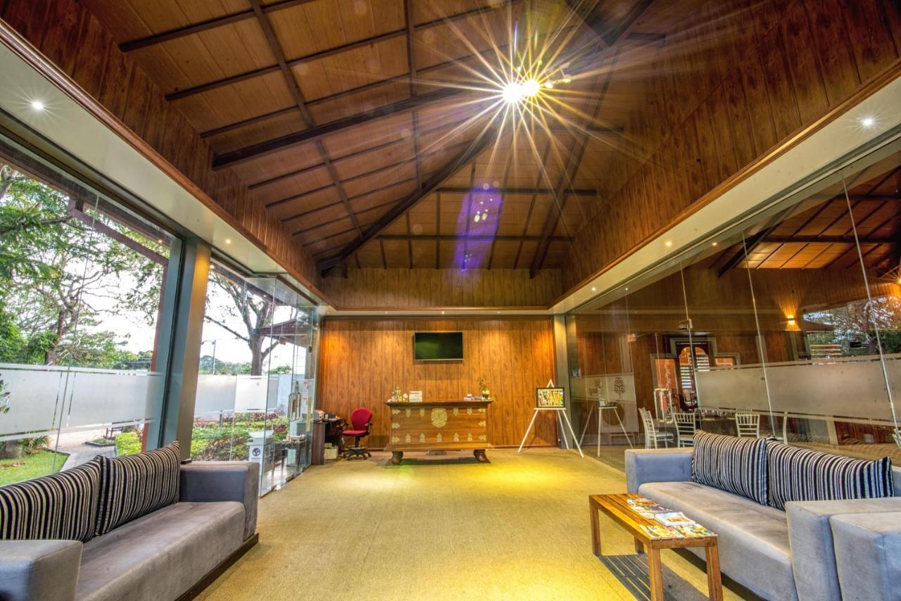Mahanuge Hotel פולונרואה מראה חיצוני תמונה