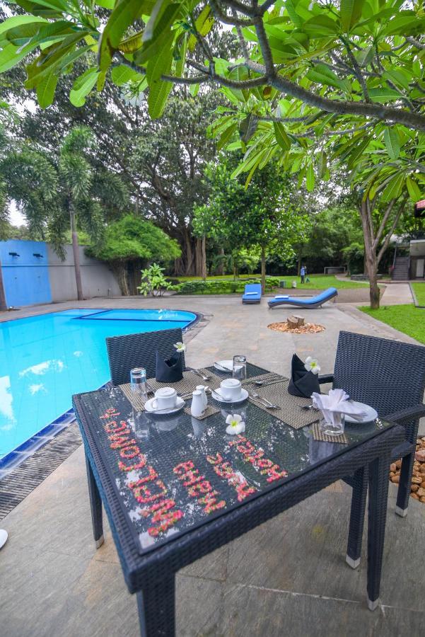 Mahanuge Hotel פולונרואה מראה חיצוני תמונה